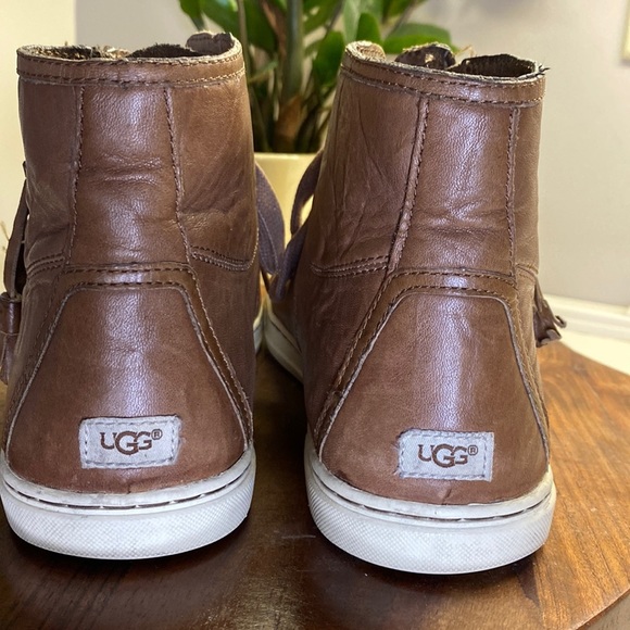 UGG Shoes - Ugg Blaney Brown Leather High-Top Sneaker Sz 9 with Laces and Zipper Closure